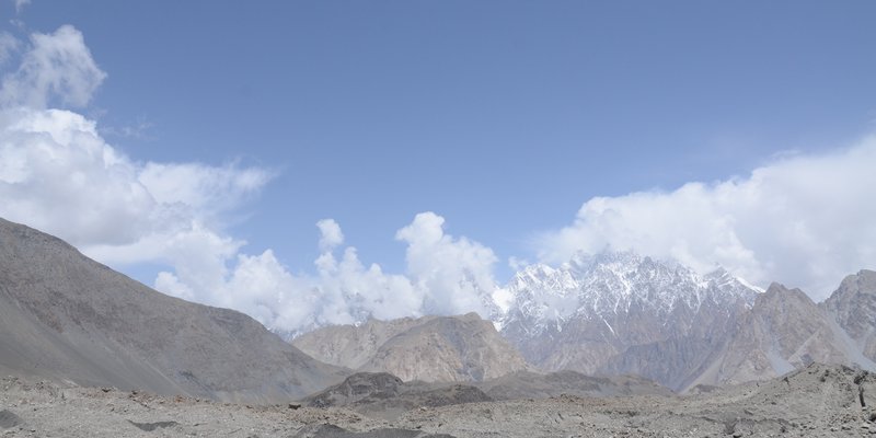 Pakistan: Mountains and Heritage