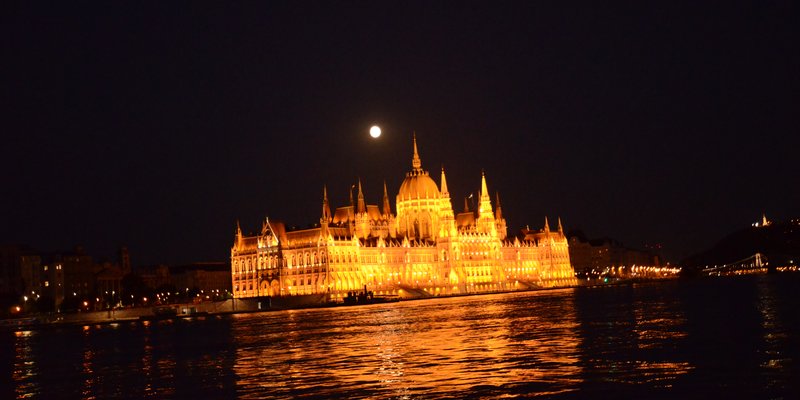 Photo placeholder for Budapest Parliament