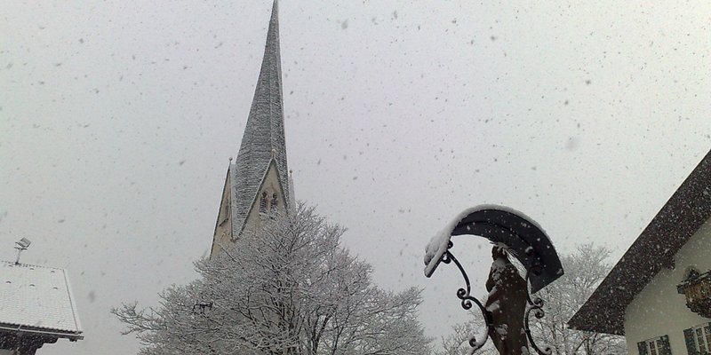 Photo placeholder for snow-covered valleys