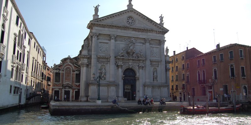 Photo placeholder for cathedrals